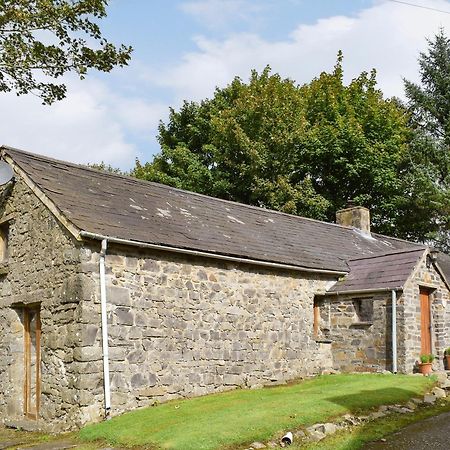 Ty Christian Villa Llwyn-Dafydd Exteriör bild
